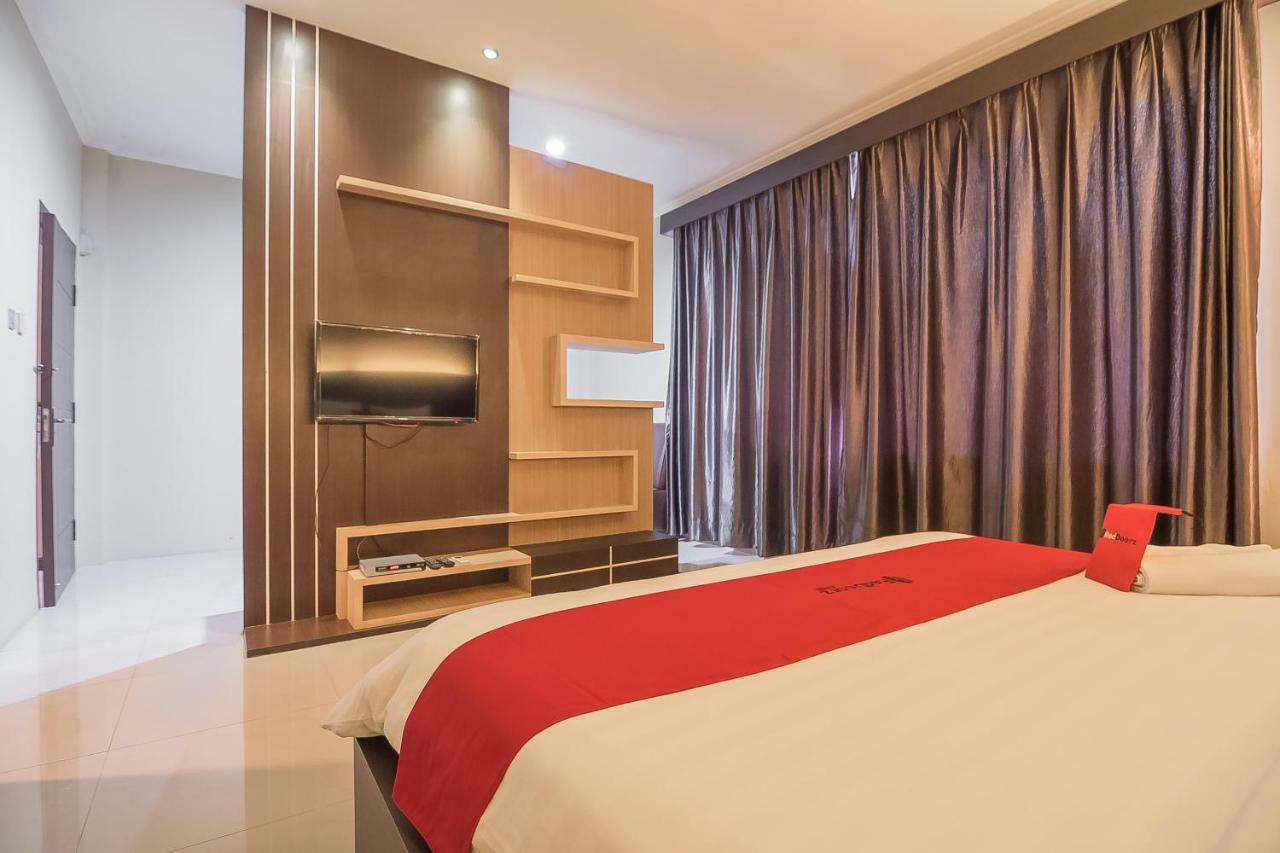 RedDoorz Plus @ Tanjung Pandan Belitung 2 Luaran gambar