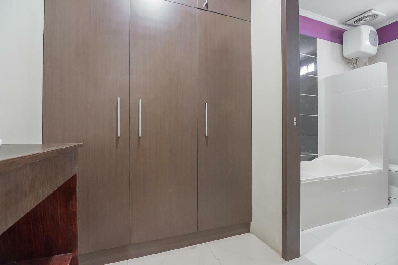 RedDoorz Plus @ Tanjung Pandan Belitung 2 Luaran gambar