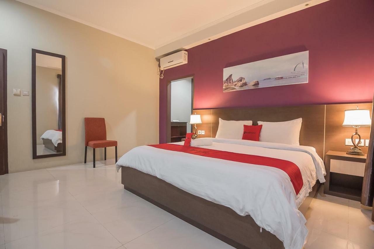 RedDoorz Plus @ Tanjung Pandan Belitung 2 Luaran gambar