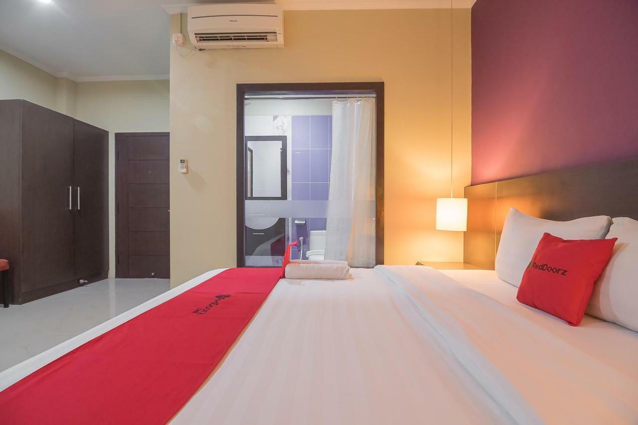 RedDoorz Plus @ Tanjung Pandan Belitung 2 Luaran gambar