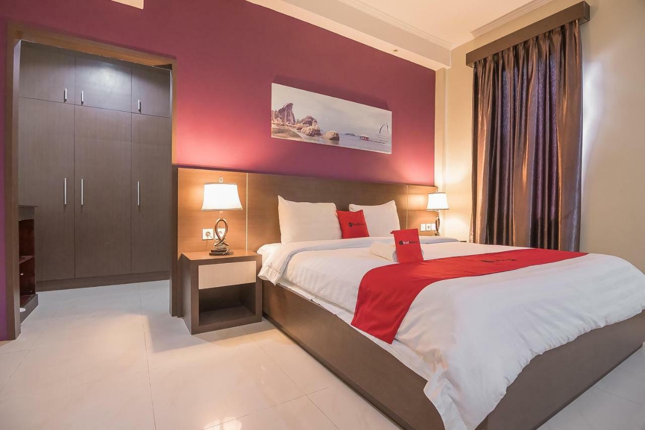 RedDoorz Plus @ Tanjung Pandan Belitung 2 Luaran gambar