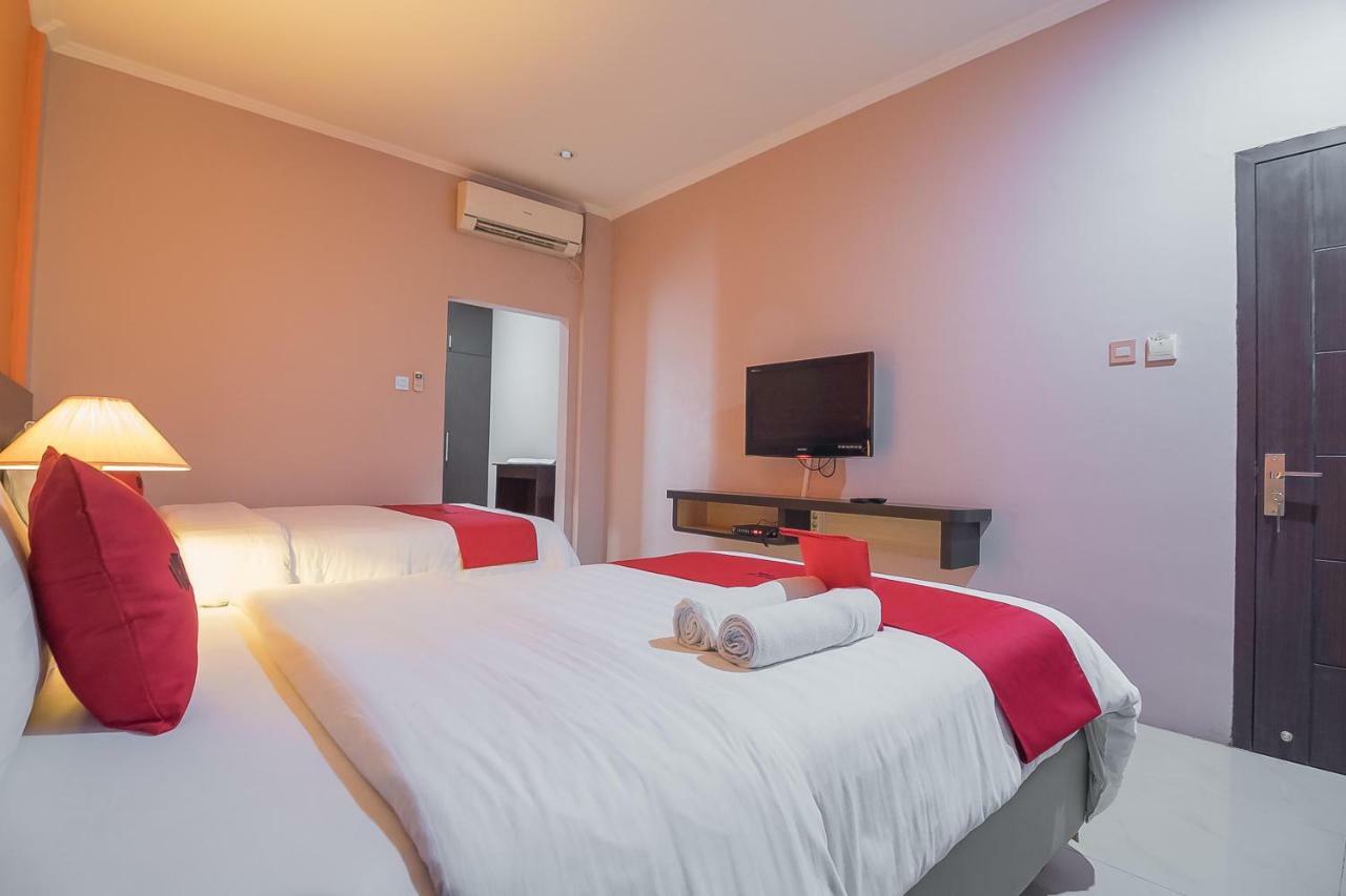 RedDoorz Plus @ Tanjung Pandan Belitung 2 Luaran gambar