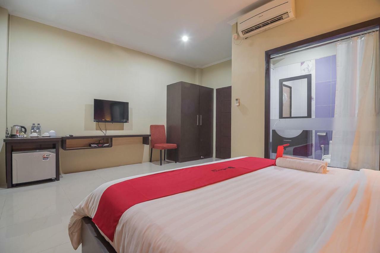 RedDoorz Plus @ Tanjung Pandan Belitung 2 Luaran gambar